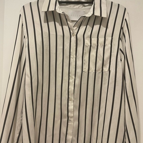 LONDON PYJAMA TOP JET BLACK SILK - Picture 4 of 5